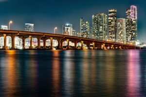 Miami alcanza récord inmobiliario: oportunidades para inversores