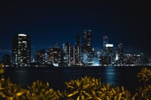 Inversión Miami: Nuevas Zonas Emergentes Revolucionan el Mercado